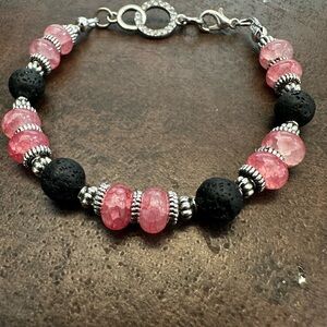 Elegant Pink and Black Beaded Bracelet
